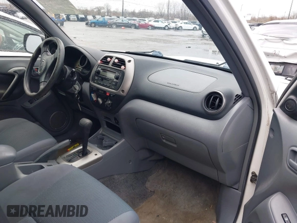 2003 Toyota RAV4 with VIN JTEGH20V730111000, listed as a IAAI auction lot 41955312 with 211,623 mi miles. Bid and sale history available at carsss.com. Image 5.