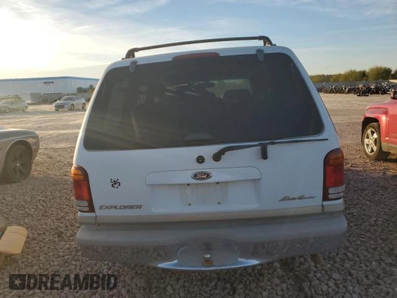 1999 Ford Explorer XLT z VIN 1FMZU34E8XZB93177, wystawiony jako Copart lot #61252815 z przebiegiem 133 452 mil mil oraz Czysty tytuł • Clean title. Historia ofert i sprzedaży dostępna na DreamBid. Obrazek 6.