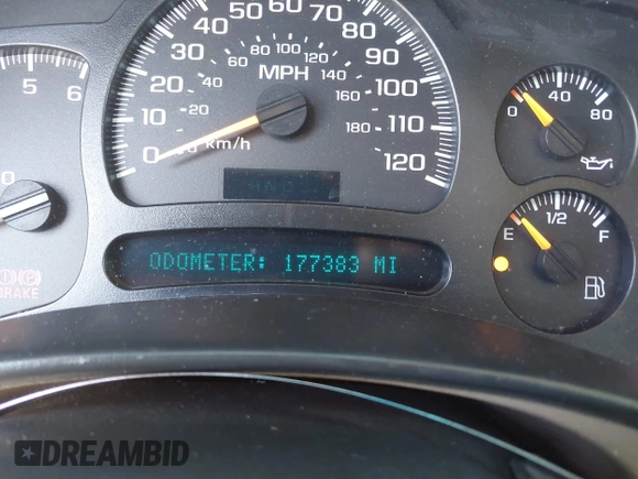 2003 Chevrolet Avalanche z VIN 3GNEC13T03G283368, wystawiony jako IAAI lot #42642951 z przebiegiem 177 383 mil mil oraz . Historia ofert i sprzedaży dostępna na DreamBid. Obrazek 7.