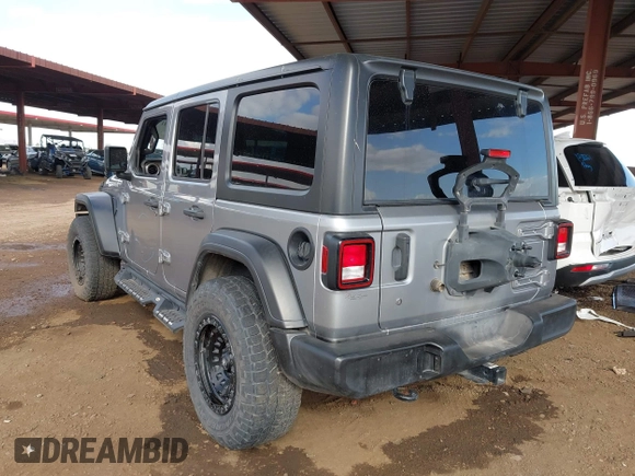 2020 Jeep Wrangler Unlimited Sport S z VIN 1C4HJXDN8LW126929, wystawiony jako IAAI lot #41949281 z przebiegiem 111 085 mil mil oraz . Historia ofert i sprzedaży dostępna na DreamBid. Obrazek 3.