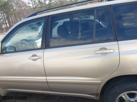 2006 Toyota Highlander w/3rd Row with VIN JTEEP21A460164909, listed as a IAAI auction lot 41656776 with 249,258 mi miles. Bid and sale history available at carsss.com. Image 14.