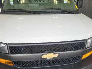 2022 Chevrolet Express Cargo with VIN 1GCWGAFP5N1224477, listed as a IAAI auction lot 42634863 with 102,337 mi miles and . Bid and sale history available at DreamBid. Image 1.