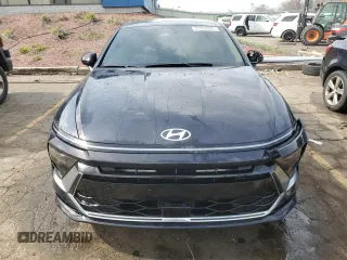 2024 Hyundai Sonata SEL z VIN KMHL14JA2RA409807, wystawiony jako Copart lot #53393045 z przebiegiem 5 661 mil mil oraz Szkoda całkowita • Salvage title. Historia ofert i sprzedaży dostępna na DreamBid. Obrazek 5.