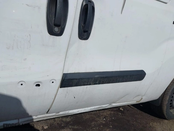 2016 Ram ProMaster City Cargo Van Tradesman SLT with VIN ZFBERFBT0G6C10648, listed as a IAAI auction lot 41165398 with 58 mi miles. Bid and sale history available at carsss.com. Image 6.