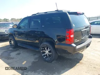 2007 GMC Yukon SLT z VIN 1GKFC13007R327382, wystawiony jako IAAI lot #41691281 z przebiegiem 202 926 mil mil oraz . Historia ofert i sprzedaży dostępna na DreamBid. Obrazek 3.