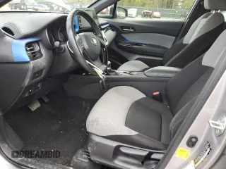 2019 Toyota C-HR XLE with VIN JTNKHMBX7K1048428, listed as a Copart auction lot 51943135 with 82,957 mi miles and Salvage Title. Bid and sale history available at carsss.com. Image 7.