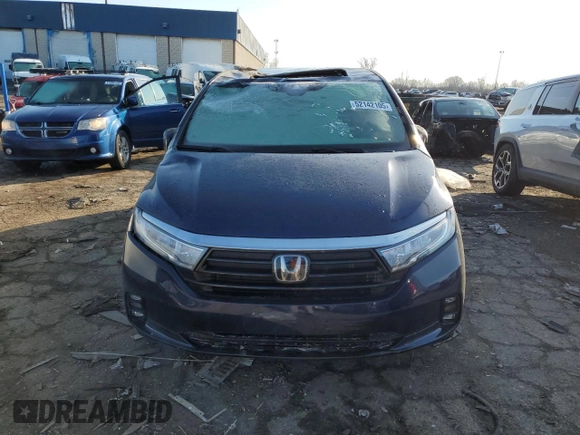 2024 Honda Odyssey EX-L with VIN 5FNRL6H69RB066846, listed as a Copart auction lot 52142105 with 9,117 mi miles and Salvage Title. Bid and sale history available at DreamBid. Image 5.