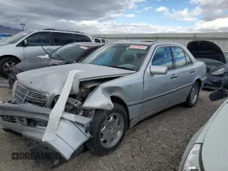 2000 Mercedes-Benz C 230/260/280/320 with VIN WDBHA29G8YA830399, listed as a Copart auction lot 86919894 with 89,183 mi miles and Non Repairable. Bid and sale history available at carsss.com. Image 1.