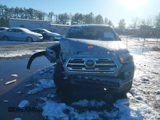 2018 Toyota Tacoma SR with VIN 3TMGZ5AN0JM169333, listed as a IAAI auction lot 41247129 with 78,466 mi miles. Bid and sale history available at carsss.com. Image 12.