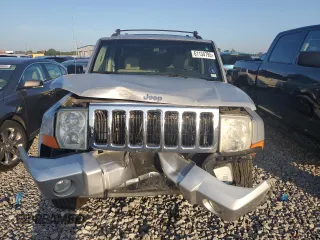 2006 Jeep Commander Limited z VIN 1J8HG58296C170388, wystawiony jako Copart lot #61134795 z przebiegiem 117 992 mil mil oraz Szkoda całkowita • Salvage title. Historia ofert i sprzedaży dostępna na DreamBid. Obrazek 5.