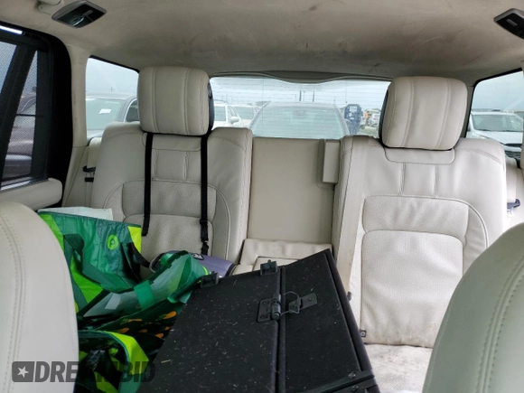2020 Land Rover Range Rover z VIN SALGS5SEXLA591508, wystawiony jako Copart lot #74611554 z przebiegiem Nie podano mil oraz Nie do naprawy • Non repairable. Historia ofert i sprzedaży dostępna na DreamBid. Obrazek 10.