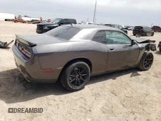 2016 Dodge Challenger SXT Plus z VIN 2C3CDZAG1GH265120, wystawiony jako Copart lot #53508855 z przebiegiem 104 268 mil mil oraz Szkoda całkowita • Salvage title. Historia ofert i sprzedaży dostępna na DreamBid. Obrazek 3.