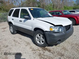 2006 Ford Escape XLT с VIN 1FMYU03166KB00592, выставлен на аукционе IAAI как лот 42109039 с пробегом 113 961 миль миль и . История ставок и продаж доступна на DreamBid. Изображение 1.