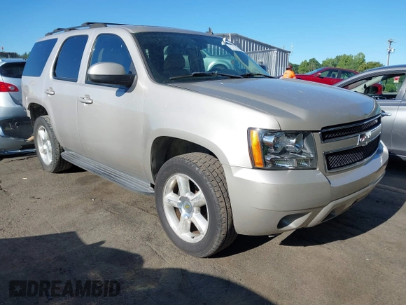 2007 Chevrolet Tahoe LT with VIN 1GNFK13097R174619, listed as a IAAI auction lot 42335491 with 207,265 mi miles and . Bid and sale history available at DreamBid. Image 1.