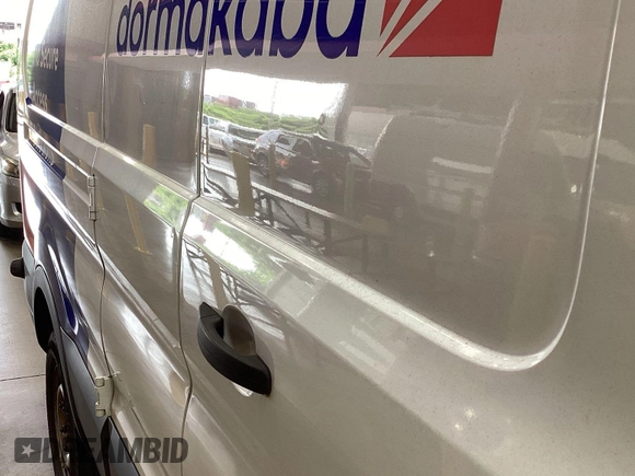 2018 Ford Transit with VIN 1FTBW2ZM8JKA77066, listed as a IAAI auction lot 42642396 with 215,234 mi miles and . Bid and sale history available at DreamBid. Image 24.