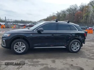2022 Audi Q5 S line Premium z VIN WA1GAAFY4N2046211, wystawiony jako IAAI lot #41934968 z przebiegiem 36 437 mil mil oraz . Historia ofert i sprzedaży dostępna na DreamBid. Obrazek 14.