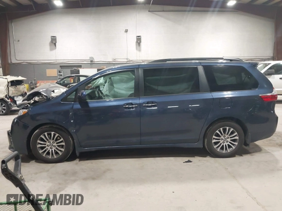 2018 Toyota Sienna XLE Auto Access Seat с VIN 5TDYZ3DC0JS943986, выставлен на аукционе IAAI как лот 42127483 с пробегом 71 515 миль миль и . История ставок и продаж доступна на DreamBid. Изображение 14.
