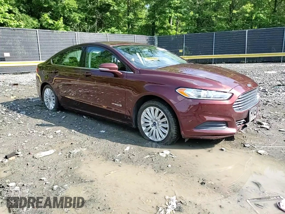 2016 Ford Fusion SE Hybrid z VIN 3FA6P0LU5GR377735, wystawiony jako Copart lot #58791955 z przebiegiem 135 798 mil mil oraz Szkoda całkowita • Salvage title. Historia ofert i sprzedaży dostępna na DreamBid. Obrazek 13.