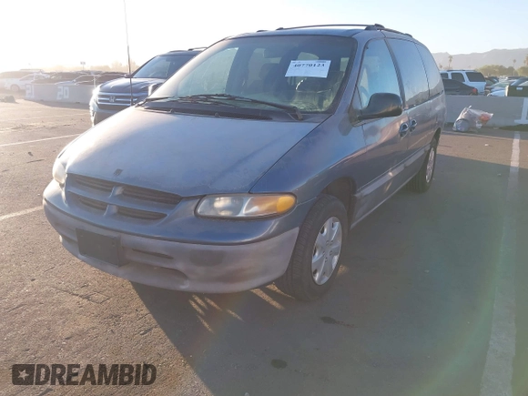 1996 Dodge Grand Caravan with VIN 1B4GP54R9TB328555, listed as a IAAI auction lot 40770123 with 184,323 mi miles and . Bid and sale history available at DreamBid. Image 17.