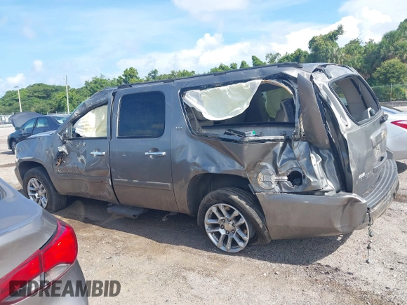 2007 Chevrolet Suburban LS with VIN 1GNFC16J77R260500, listed as a IAAI auction lot 42787990 with 167,163 mi miles and . Bid and sale history available at DreamBid. Image 15.