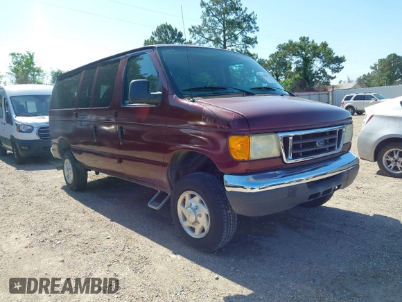 2007 Ford Econoline Passenger XL with VIN 1FMNE11L77DA75542, listed as a IAAI auction lot 42165432 with 63,821 mi miles. Bid and sale history available at carsss.com. Image 1.