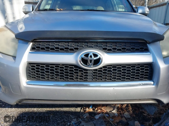 2010 Toyota RAV4 Ltd with VIN JTMDF4DV5AD026360, listed as a IAAI auction lot 41482922 with 132,751 mi miles. Bid and sale history available at carsss.com. Image 18.