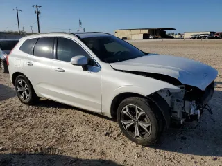 2022 Volvo XC60 Momentum z VIN YV4L12DK0N1944994, wystawiony jako Copart lot #85899774 z przebiegiem 95 461 mil mil oraz Szkoda całkowita • Salvage title. Historia ofert i sprzedaży dostępna na DreamBid. Obrazek 4.