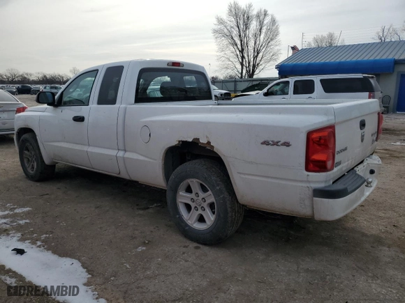 2011 Ram Dakota Bighorn/Lonestar with VIN 1D7RW3BK5BS667231, listed as a Copart auction lot 45025015 with 81,525 mi miles and Salvage Title. Bid and sale history available at carsss.com. Image 2.