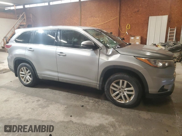2015 Toyota Highlander LE z VIN 5TDBKRFHXFS217825, wystawiony jako Copart lot #57860765 z przebiegiem 221 930 mil mil oraz Szkoda całkowita • Salvage title. Historia ofert i sprzedaży dostępna na DreamBid. Obrazek 4.