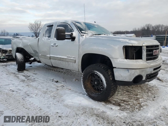 2010 GMC Sierra 1500 with VIN 1GTSKVE04AZ174322, listed as a Copart auction lot 88665495 with 149,792 mi miles and Salvage Title. Bid and sale history available at DreamBid. Image 4.