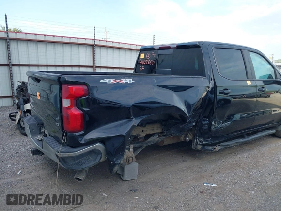 2019 Chevrolet Silverado 1500 LT with VIN 3GCUYDED0KG168295, listed as a IAAI auction lot 40256641 with 102,415 mi miles. Bid and sale history available at carsss.com. Image 6.