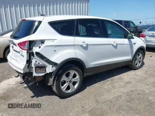 2015 Ford Escape SE with VIN 1FMCU0G91FUC65044, listed as a IAAI auction lot 42083688 with 111,972 mi miles and . Bid and sale history available at carsss.com. Image 4.