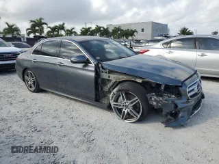 2018 Mercedes-Benz E-Class E 300 with VIN WDDZF4JB8JA376945, listed as a Copart auction lot 47423115 with 111,984 mi miles and Salvage Title. Bid and sale history available at carsss.com. Image 4.