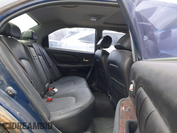 2003 Hyundai Sonata GLS with VIN KMHWF35H63A826340, listed as a IAAI auction lot 41884050 with 204,874 mi miles. Bid and sale history available at carsss.com. Image 8.