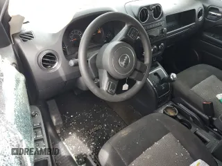 2017 Jeep Patriot Sport with VIN 1C4NJPBB0HD120427, listed as a Copart auction lot 51901855 with Not provided miles and Salvage title. Bid and sale history available at DreamBid. Image 8.