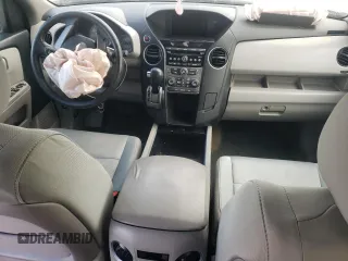 2015 Honda Pilot LX with VIN 5FNYF3H20FB016136, listed as a Copart auction lot 50865055 with 111,069 mi miles and Clean Title. Bid and sale history available at carsss.com. Image 8.