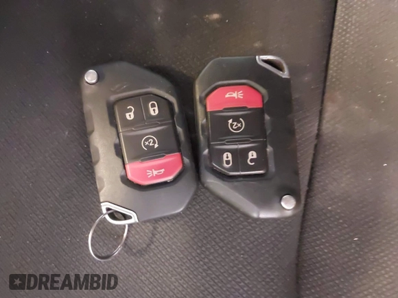 2020 Jeep Wrangler Unlimited Sport Altitude с VIN 1C4HJXDG4LW120627, выставлен на аукционе IAAI как лот 41728593 с пробегом 63 565 миль миль и . История ставок и продаж доступна на DreamBid. Изображение 11.