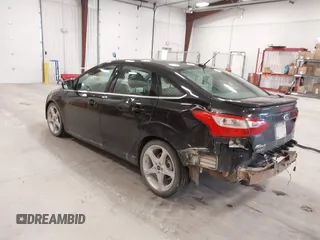 2013 Ford Focus Titanium with VIN 1FADP3J26DL221384, listed as a IAAI auction lot 41820725 with 222,380 mi miles and . Bid and sale history available at carsss.com. Image 3.