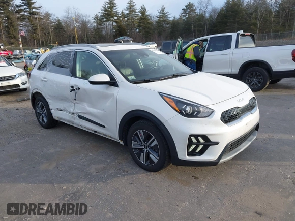 2022 Kia Niro LX with VIN KNDCB3LC6N5524214, listed as a IAAI auction lot 41259745 with 46,815 mi miles. Bid and sale history available at carsss.com. Image 1.