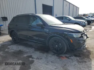 2022 Volkswagen Tiguan SE R-Line Black with VIN 3VVCB7AX9NM099855, listed as a Copart auction lot 53824465 with 31,617 mi miles and Salvage Title. Bid and sale history available at DreamBid. Image 4.