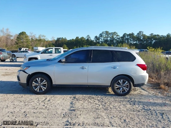 2019 Nissan Pathfinder SL with VIN 5N1DR2MN3KC625241, listed as a IAAI auction lot 41900008 with 156,509 mi miles. Bid and sale history available at carsss.com. Image 14.