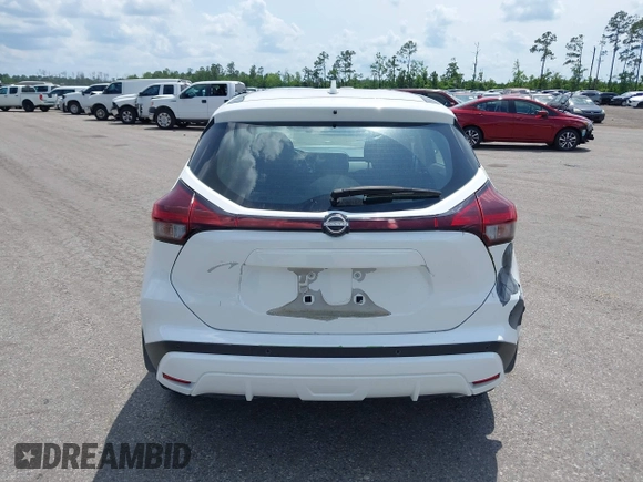2022 Nissan Kicks S z VIN 3N1CP5BV3NL503498, wystawiony jako IAAI lot #42203907 z przebiegiem 30 139 mil mil oraz . Historia ofert i sprzedaży dostępna na DreamBid. Obrazek 16.