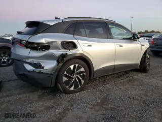 2021 Volkswagen ID.4 Pro with VIN WVGRMPE2XMP022238, listed as a Copart auction lot 82489704 with 72,408 mi miles and Salvage Title. Bid and sale history available at carsss.com. Image 3.