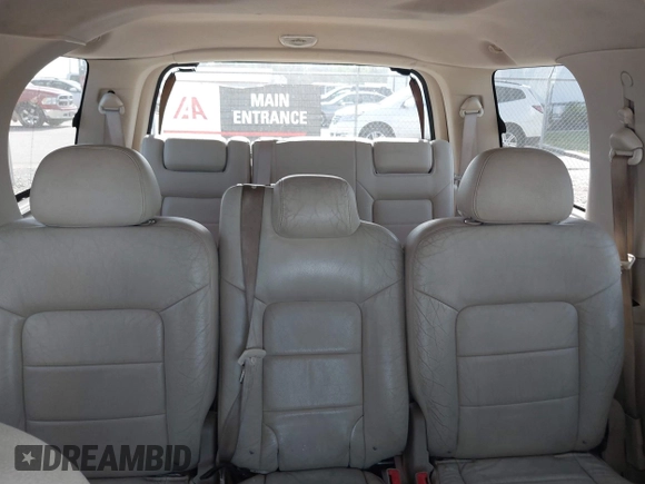 2003 Ford Expedition Special Service with VIN 1FMFU16L63LA30060, listed as a IAAI auction lot 42080566 with 178,757 mi miles. Bid and sale history available at carsss.com. Image 15.