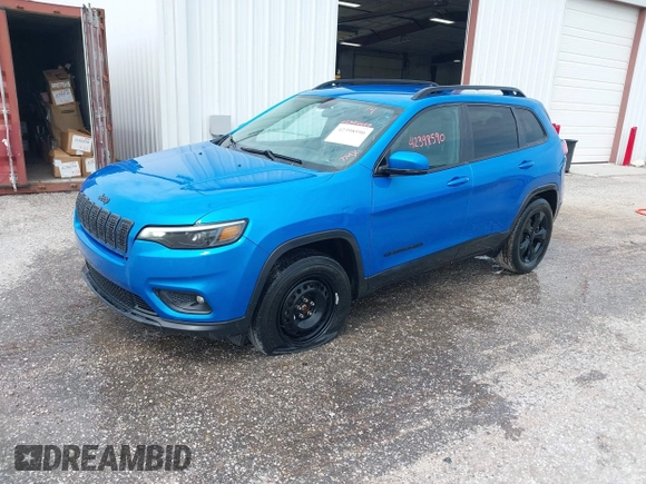 2020 Jeep Cherokee Altitude with VIN 1C4PJMLX7LD524514, listed as a IAAI auction lot 42398590 with 167,686 mi miles and . Bid and sale history available at DreamBid. Image 2.