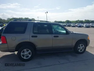 2004 Ford Explorer z VIN 1FMZU83E24UB48730, wystawiony jako IAAI lot #42007438 z przebiegiem 166 246 mil mil oraz . Historia ofert i sprzedaży dostępna na DreamBid. Obrazek 13.