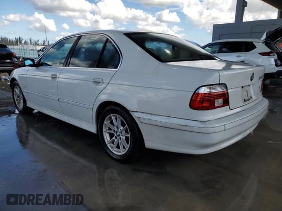 2001 BMW 5 Series 525iA with VIN WBADT43451GF58014, listed as a Copart auction lot 46687415 with 230,231 mi miles and Salvage Title. Bid and sale history available at carsss.com. Image 2.