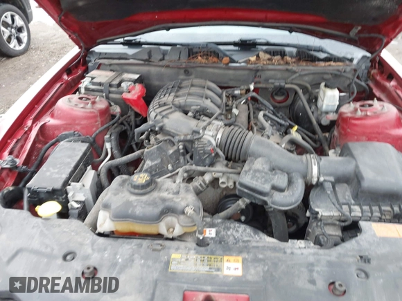 2011 Ford Mustang V6 with VIN 1ZVBP8AM0B5124826, listed as a IAAI auction lot 41639926 with 211,934 mi miles and . Bid and sale history available at carsss.com. Image 10.