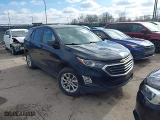 2021 Chevrolet Equinox LS with VIN 3GNAXSEV4MS106506, listed as a IAAI auction lot 41352419 with 77,534 mi miles. Bid and sale history available at carsss.com. Image 1.