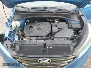 2016 Hyundai Tucson SE with VIN KM8J3CA43GU119562, listed as a IAAI auction lot 40950899 with 100,020 mi miles. Bid and sale history available at carsss.com. Image 10.